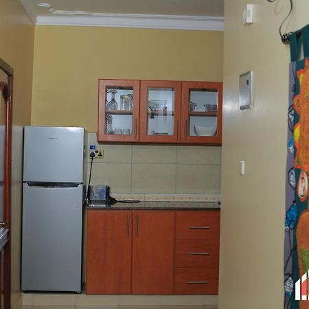 Crest Homes Uganda Kitende エクステリア 写真